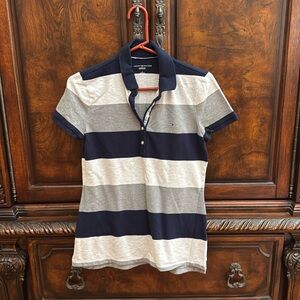 Women’s Tommy Hilfiger classic fit polo size medium